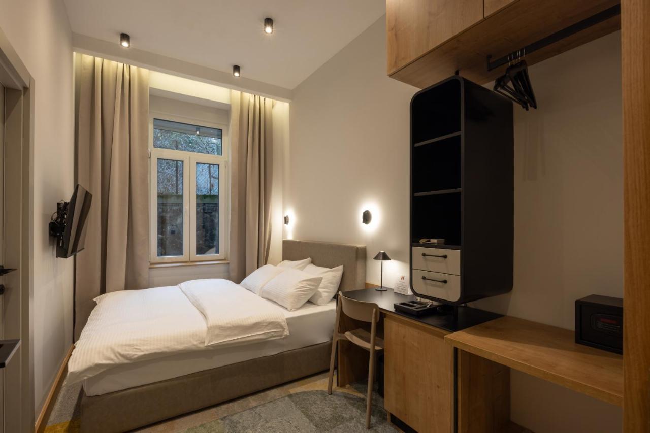 בלגרד Hop Inn Rooms & Suites מראה חיצוני תמונה