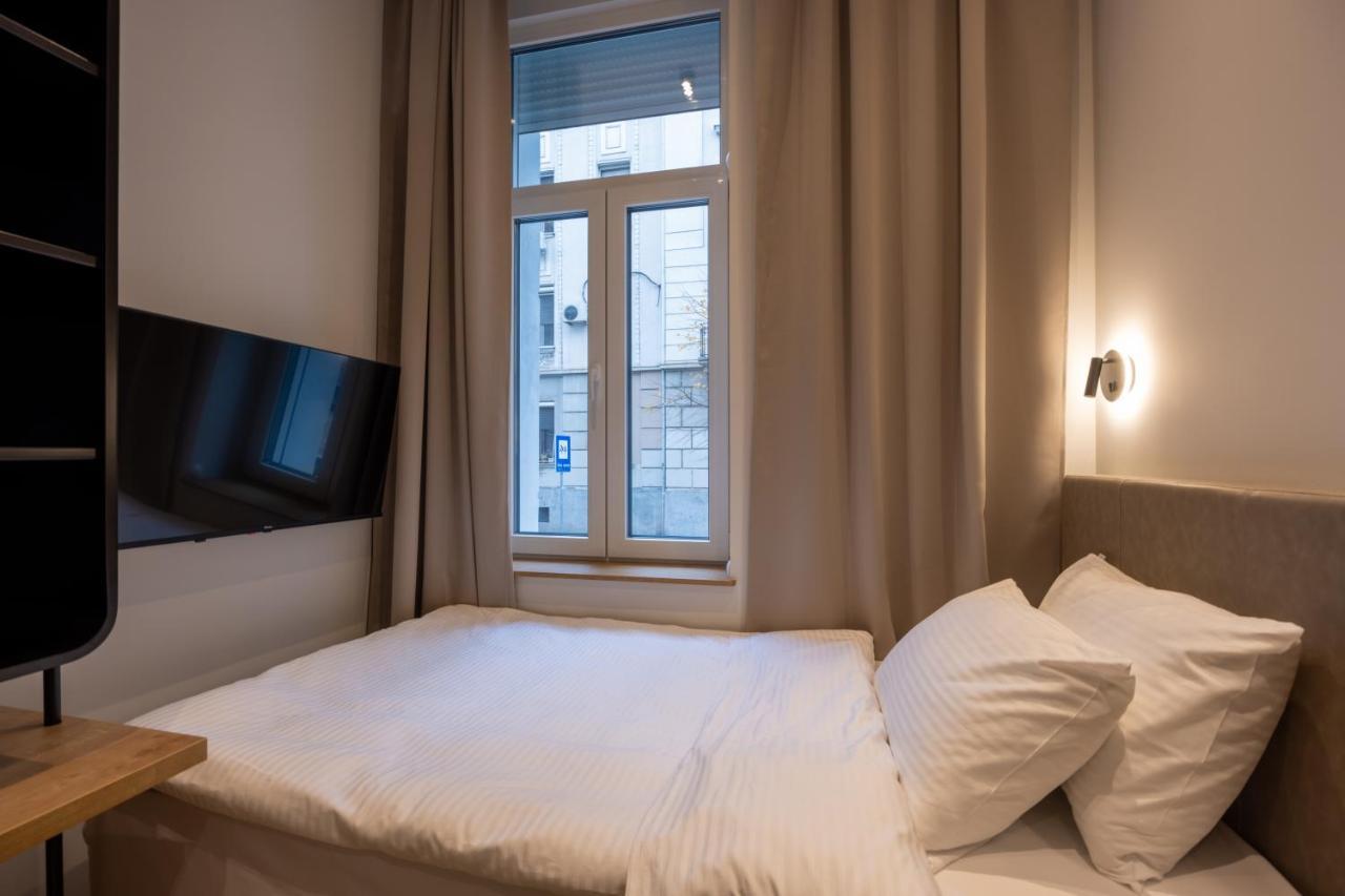 בלגרד Hop Inn Rooms & Suites מראה חיצוני תמונה